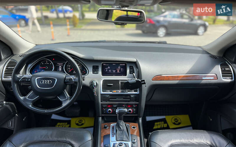 Позашляховик / Кросовер Audi Q7 2011 в Львові
