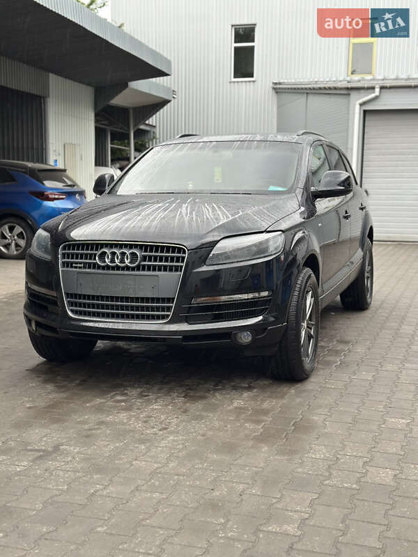 Позашляховик / Кросовер Audi Q7 2007 в Хмельницькому