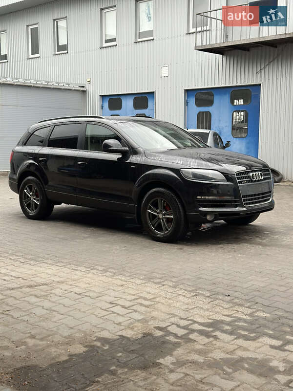 Позашляховик / Кросовер Audi Q7 2007 в Хмельницькому