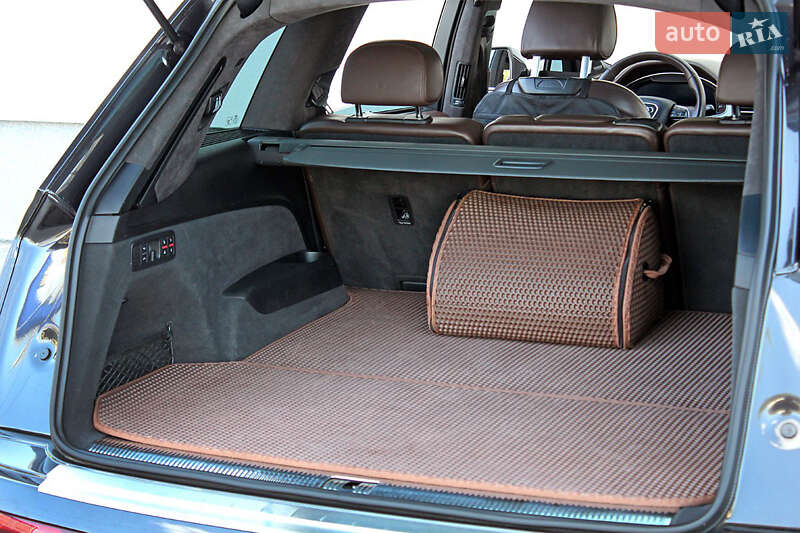 Позашляховик / Кросовер Audi Q7 2016 в Вінниці