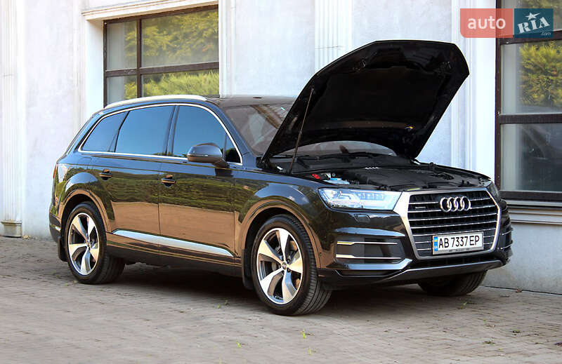 Позашляховик / Кросовер Audi Q7 2016 в Вінниці
