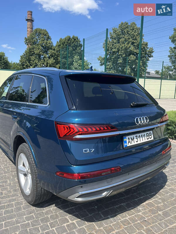 Позашляховик / Кросовер Audi Q7 2020 в Житомирі