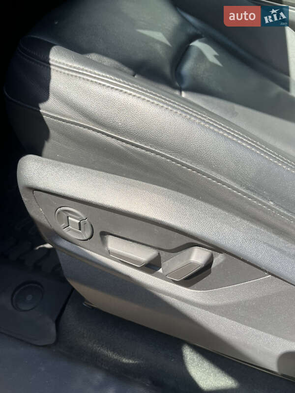 Позашляховик / Кросовер Audi Q7 2020 в Житомирі