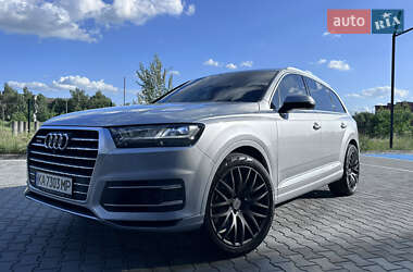 Позашляховик / Кросовер Audi Q7 2017 в Луцьку