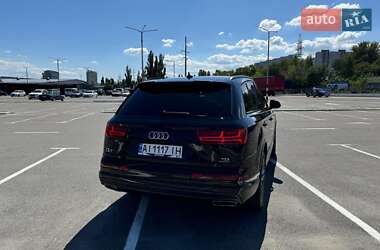 Внедорожник / Кроссовер Audi Q7 2018 в 