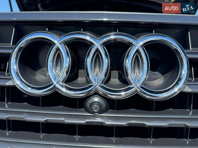 Позашляховик / Кросовер Audi Q7 2018 в Києві