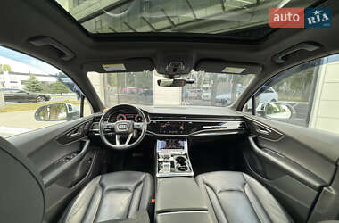 Внедорожник / Кроссовер Audi Q7 2020 в 
