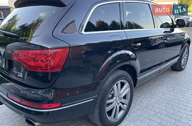 Позашляховик / Кросовер Audi Q7 2014 в 