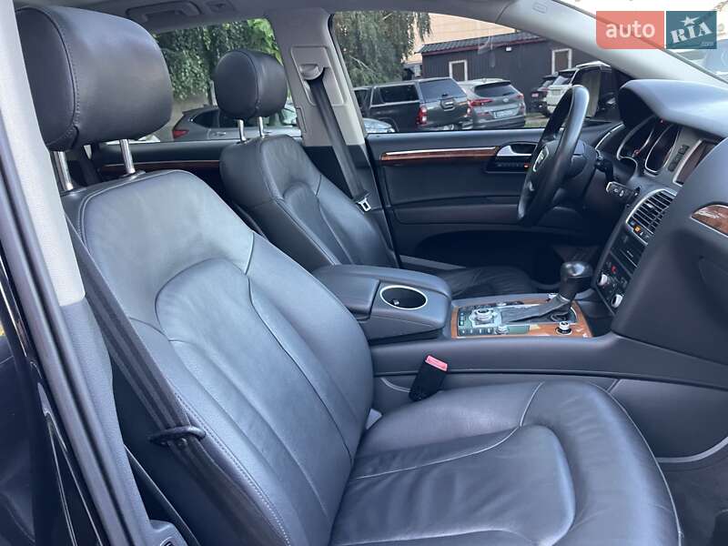 Внедорожник / Кроссовер Audi Q7 2014 в Виннице