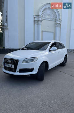 Позашляховик / Кросовер Audi Q7 2006 в 