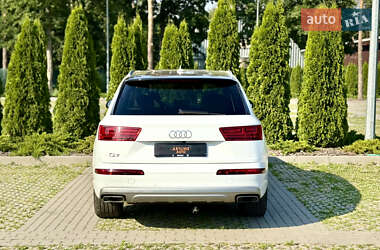 Внедорожник / Кроссовер Audi Q7 2018 в 