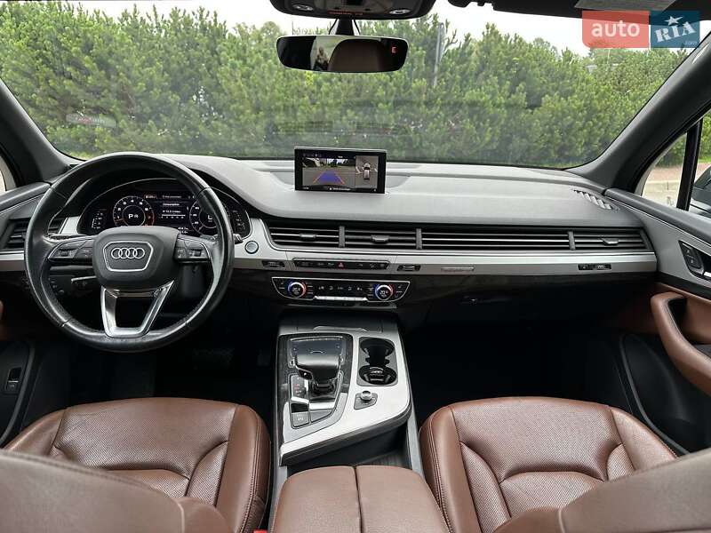 Позашляховик / Кросовер Audi Q7 2017 в Києві