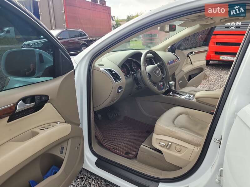 Внедорожник / Кроссовер Audi Q7 2012 в Виннице