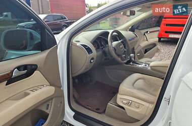 Внедорожник / Кроссовер Audi Q7 2012 в 