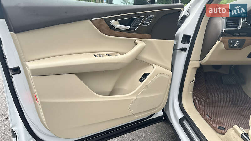Внедорожник / Кроссовер Audi Q7 2017 в Житомире фото 6 Внедорожник / Кроссовер Audi Q7 2017 в Житомире