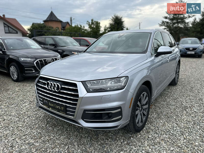 Позашляховик / Кросовер Audi Q7 2016 в Івано-Франківську