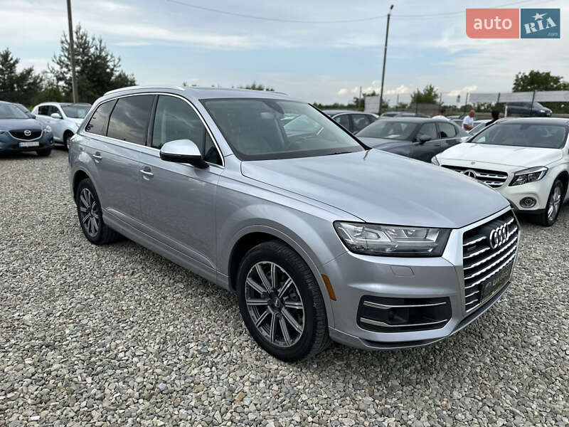 Позашляховик / Кросовер Audi Q7 2016 в Івано-Франківську