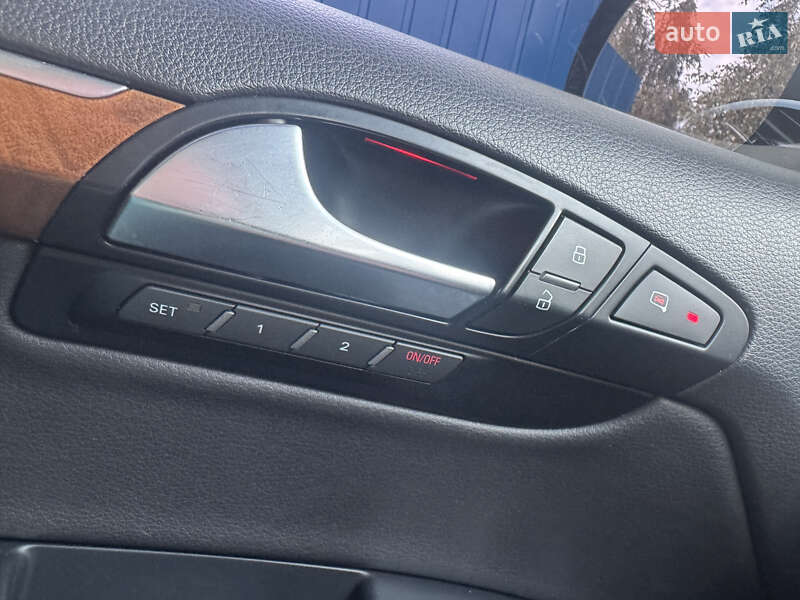 Внедорожник / Кроссовер Audi Q7 2013 в Луцке