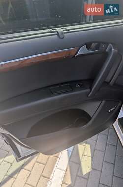 Позашляховик / Кросовер Audi Q7 2014 в 