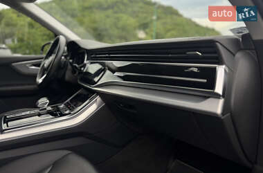 Внедорожник / Кроссовер Audi Q7 2020 в 