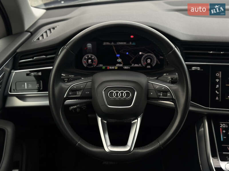 Позашляховик / Кросовер Audi Q7 2020 в Мукачевому