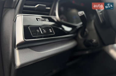 Внедорожник / Кроссовер Audi Q7 2020 в 