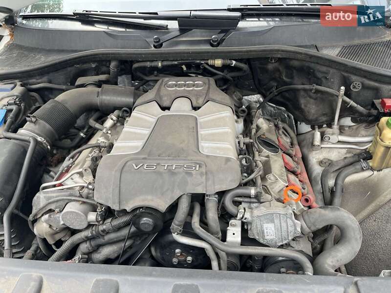 Позашляховик / Кросовер Audi Q7 2012 в Києві