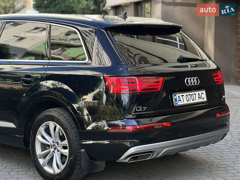 Позашляховик / Кросовер Audi Q7 2016 в Івано-Франківську
