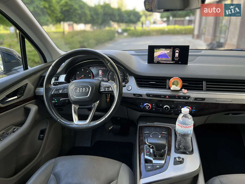 Позашляховик / Кросовер Audi Q7 2016 в Івано-Франківську