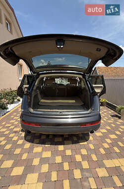 Внедорожник / Кроссовер Audi Q7 2007 в 