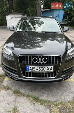 Внедорожник / Кроссовер Audi Q7 2014 в Каменском