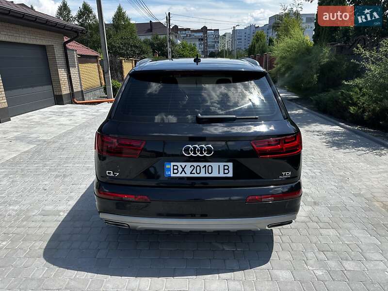 Позашляховик / Кросовер Audi Q7 2015 в Хмельницькому
