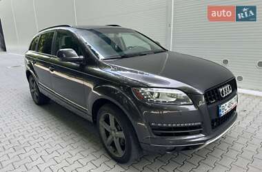 Внедорожник / Кроссовер Audi Q7 2014 в 