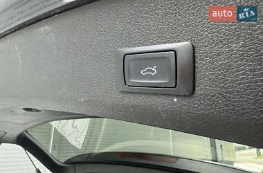 Внедорожник / Кроссовер Audi Q7 2014 в 