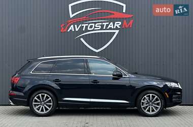 Позашляховик / Кросовер Audi Q7 2016 в 