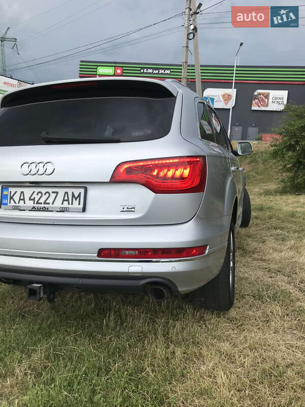 Внедорожник / Кроссовер Audi Q7 2010 в Киеве фото 5 Внедорожник / Кроссовер Audi Q7 2010 в Киеве