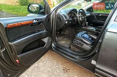 Внедорожник / Кроссовер Audi Q7 2013 в 