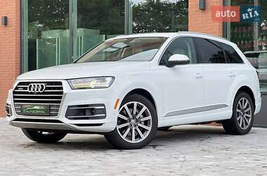 Позашляховик / Кросовер Audi Q7 2018 в 
