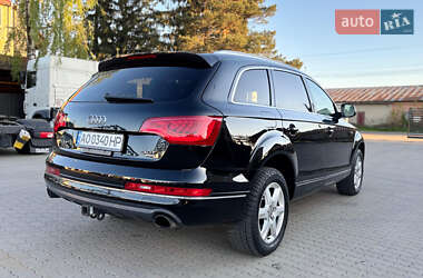 Внедорожник / Кроссовер Audi Q7 2015 в 