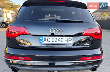 Внедорожник / Кроссовер Audi Q7 2015 в 