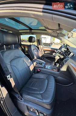 Внедорожник / Кроссовер Audi Q7 2015 в 