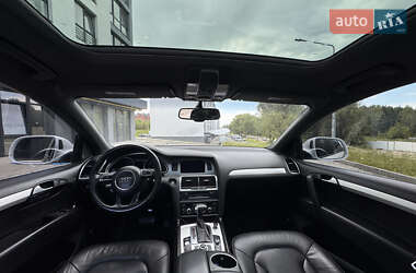 Внедорожник / Кроссовер Audi Q7 2013 в 