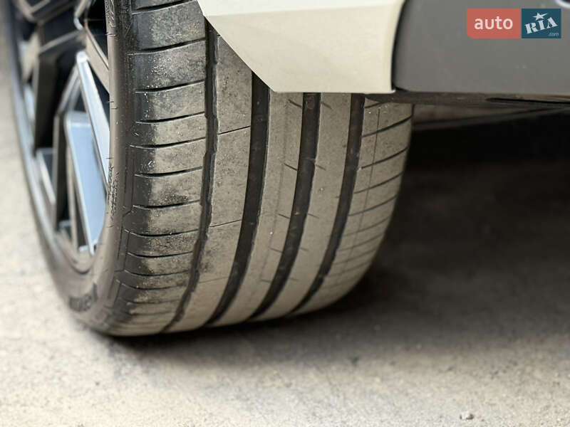 Внедорожник / Кроссовер Audi Q7 2021 в Ровно