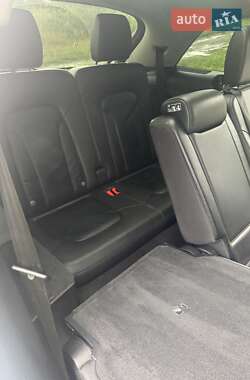 Внедорожник / Кроссовер Audi Q7 2015 в 
