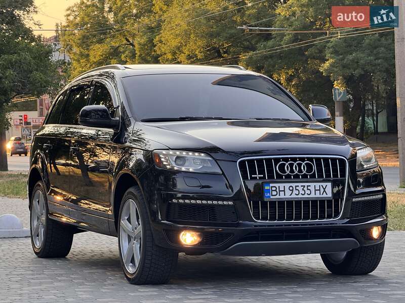 Внедорожник / Кроссовер Audi Q7 2011 в Одессе