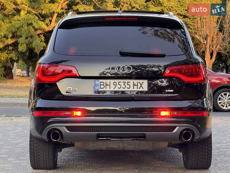 Внедорожник / Кроссовер Audi Q7 2011 в Одессе