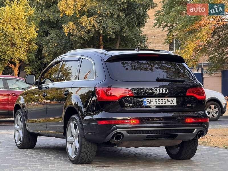 Внедорожник / Кроссовер Audi Q7 2011 в Одессе