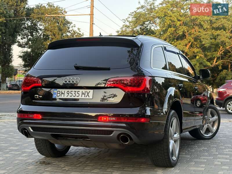 Внедорожник / Кроссовер Audi Q7 2011 в Одессе