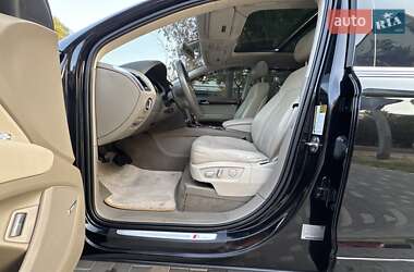 Внедорожник / Кроссовер Audi Q7 2011 в 