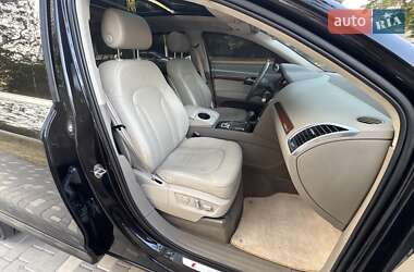Внедорожник / Кроссовер Audi Q7 2011 в 